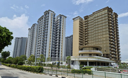 Grand Dunman (D15), Retail #617003421